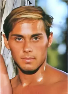 Chris Thompson