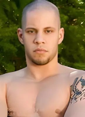 Alex Wolf