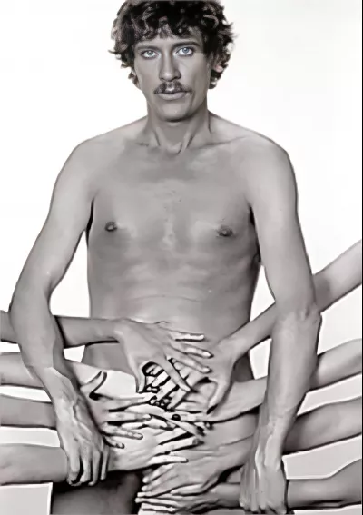 Moana Vs John Holmes